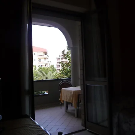 Hotel Naxos 2*