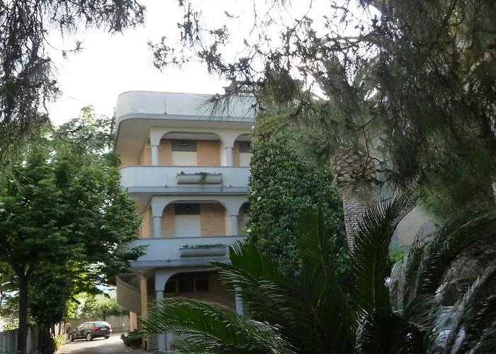 Naxos אלבה אדריאטיקה